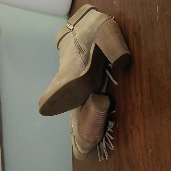 Booties - Picture 5 of 6